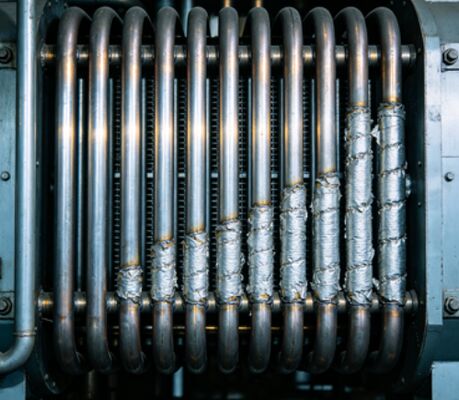 Qualité Panneaux de paroi d'eau de chaudière de type membrane avec collecteurs pour chaudières à charbon Usine